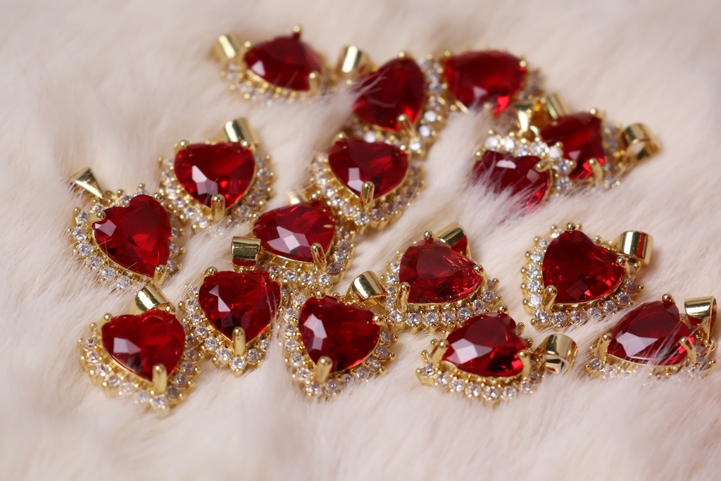 Dije de Corazon con Zirconia- Goldfilled 