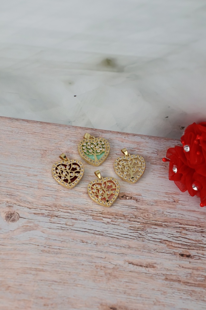 Dije de Corazon con Arbol de la Vida - Goldfilled